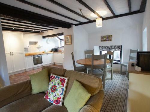 Laurel Cottage, Near Newby Bridge