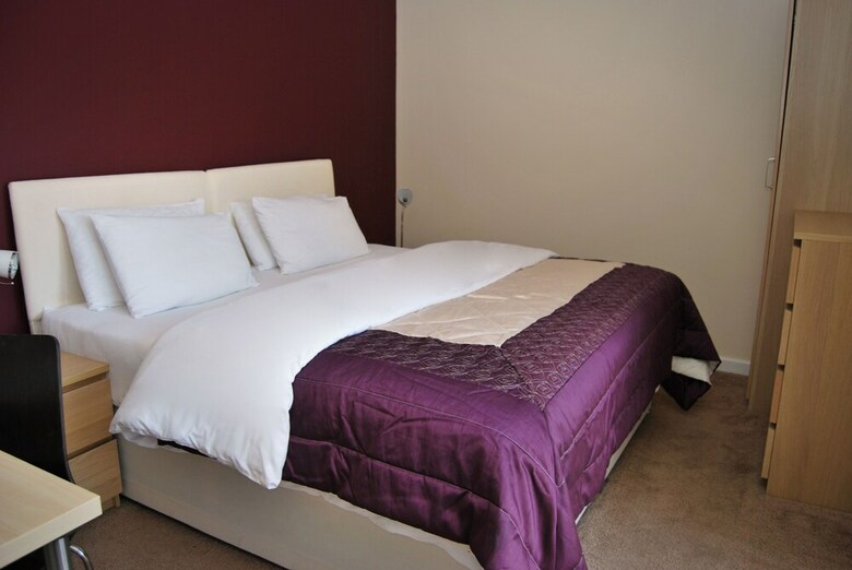 Hostal The Old School Guest House