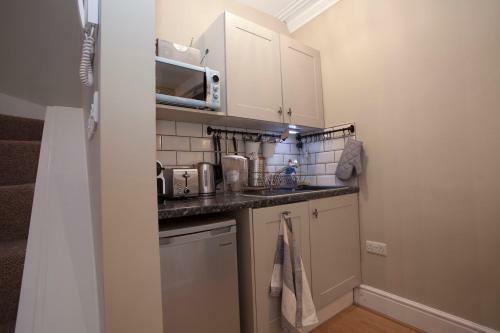 Two Bedroom Luxury Apartment By Town Hall
