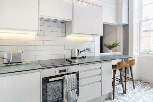 The Corson At Claremont Apartments