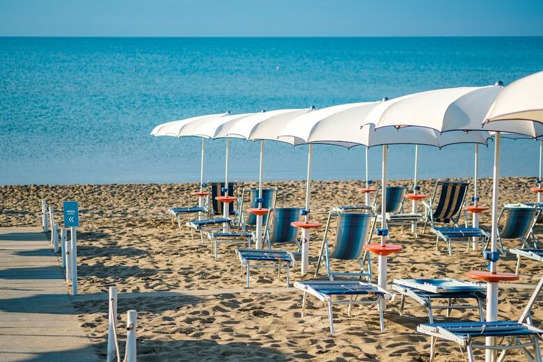 Hotel Ticho`s Club