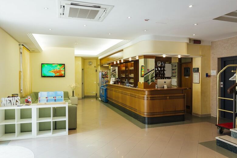 Hotel Montecarlo