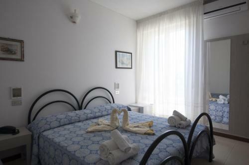 Hotel Carillon