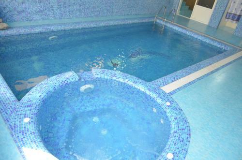 Grand Silk Road Hotel