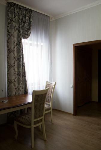 Hotel ???-?????? "????????"