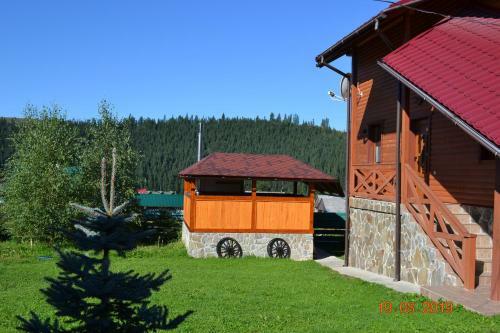 Hostal Aura Karpat