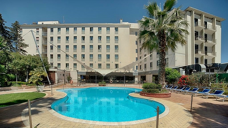 Hotel NH Palermo