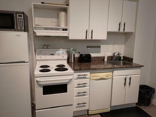 Apartamento Modern Downtown Loft Near Rogers Place,shaw Conf