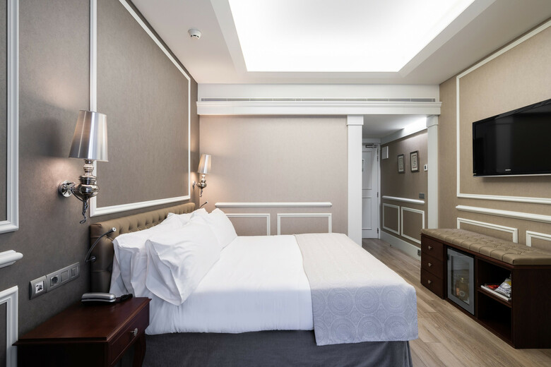 Hotel Catalonia Passeig De Gr�cia