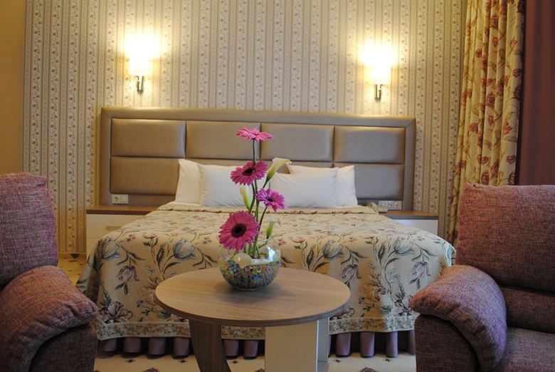 Hotel Bw Plus Flowers