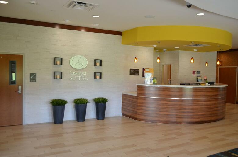 Hotel Comfort Suites Bossier City