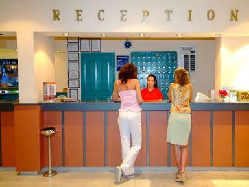 Hotel Monart City