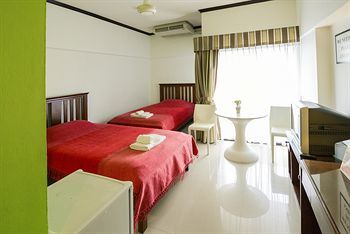 Hotel A-2 House (Dlx Fam Room Only)