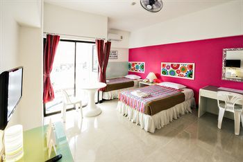 Hotel A-2 House (Dlx Fam Room Only)