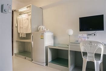 Hotel A-2 House (Dlx Fam Room Only)