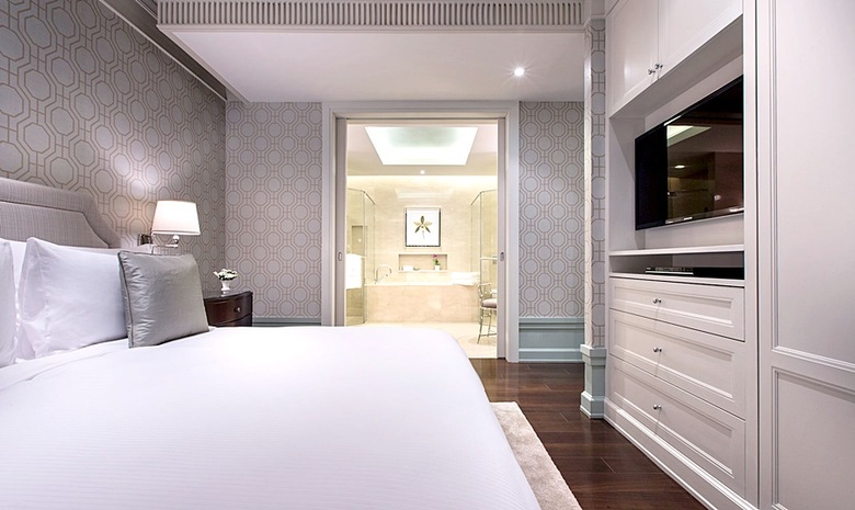Hotel Oriental Residence Bangkok