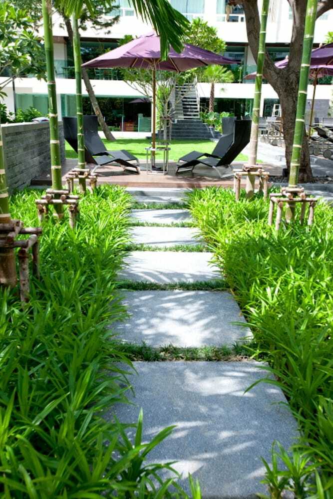 12th Avenue Hotel Bangkok