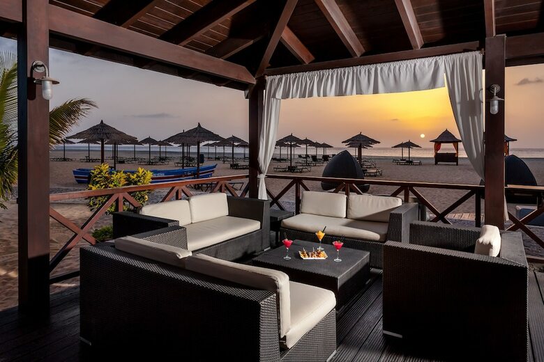 Hotel Melia Tortuga Beach Resort