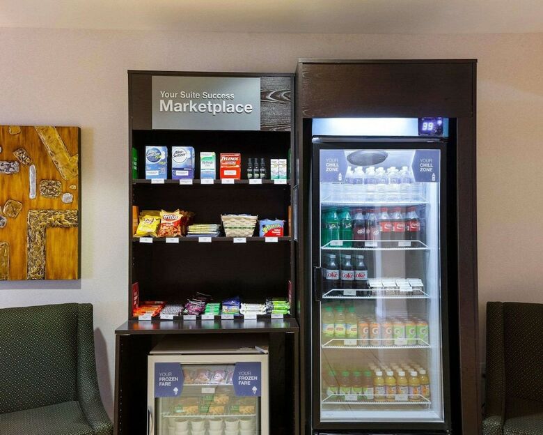 Hotel Comfort Suites University