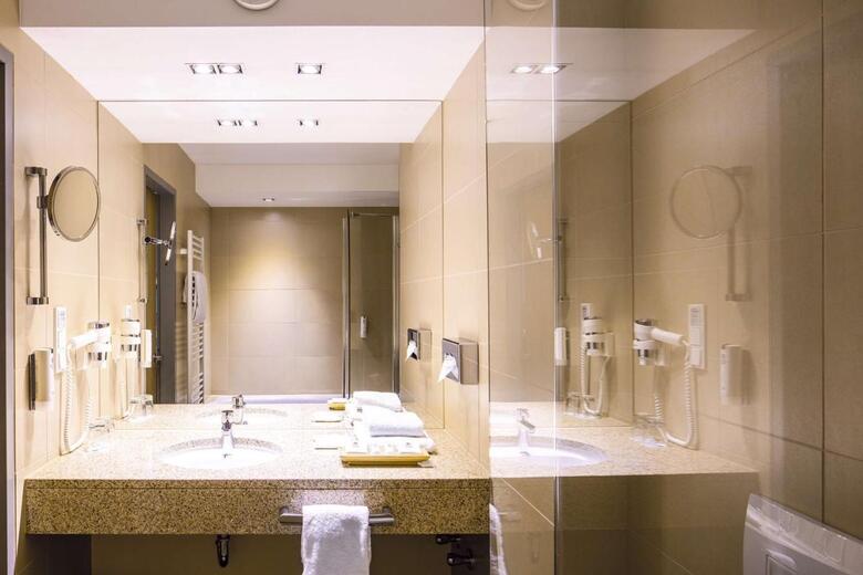 Best Western Premier Hotel Lanzcarre
