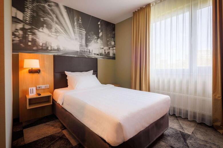 Best Western Premier Hotel Lanzcarre