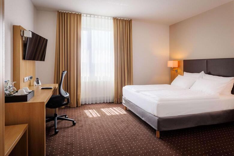 Best Western Premier Hotel Lanzcarre