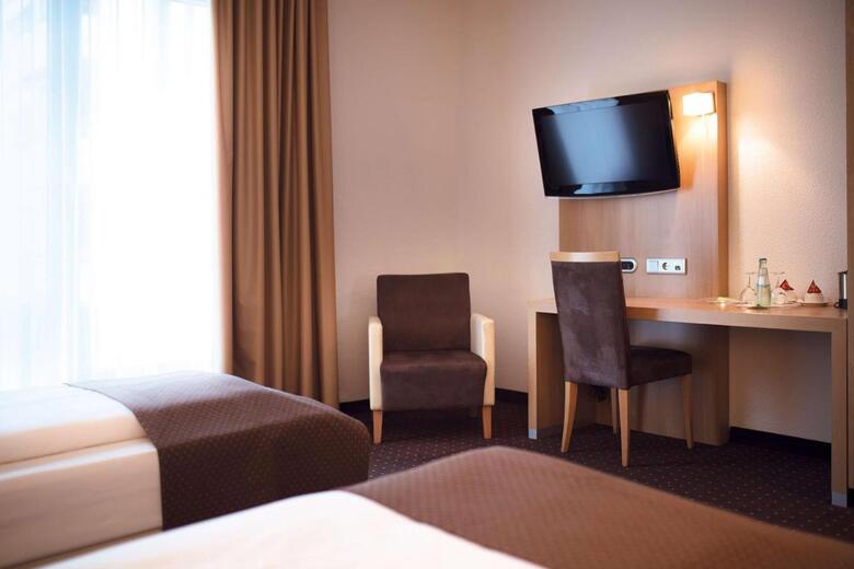 Best Western Premier Hotel Lanzcarre