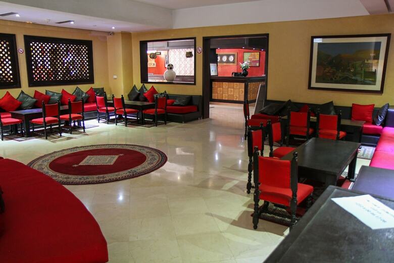 New Farah Hotel