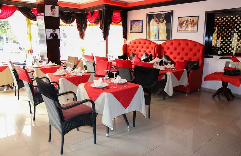 New Farah Hotel