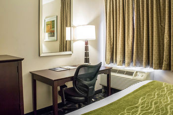 Hotel Comfort Inn