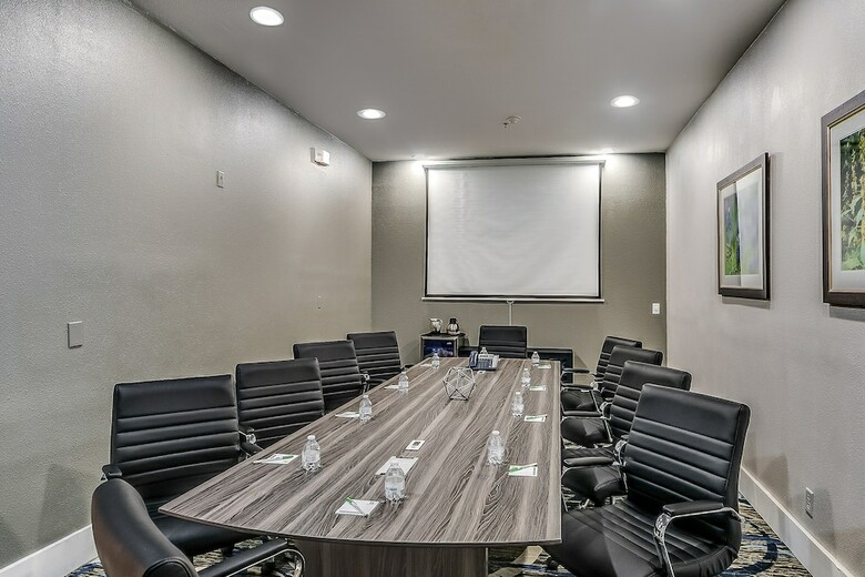Holiday Inn Express Hotel And Suites Longview North