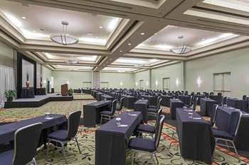 Hotel Crowne Plaza New Orleans Airpo