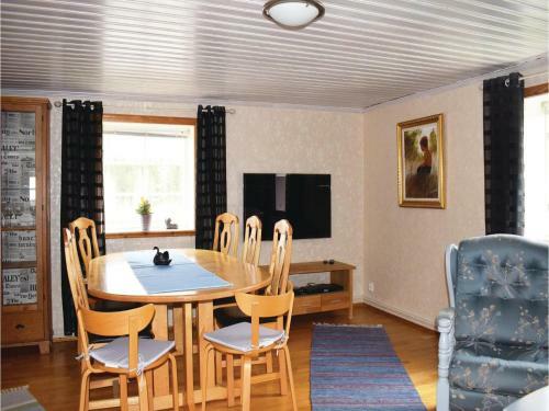 Four-bedroom Holiday Home In Rorvik