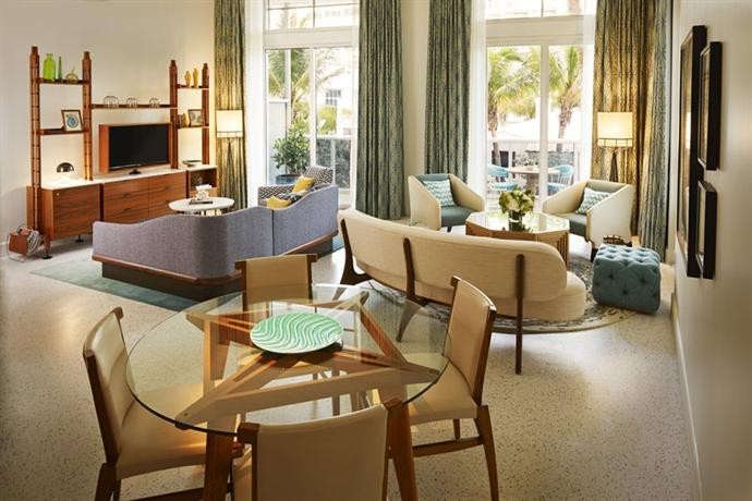 Hotel Churchill Suites Crown Miami Beach