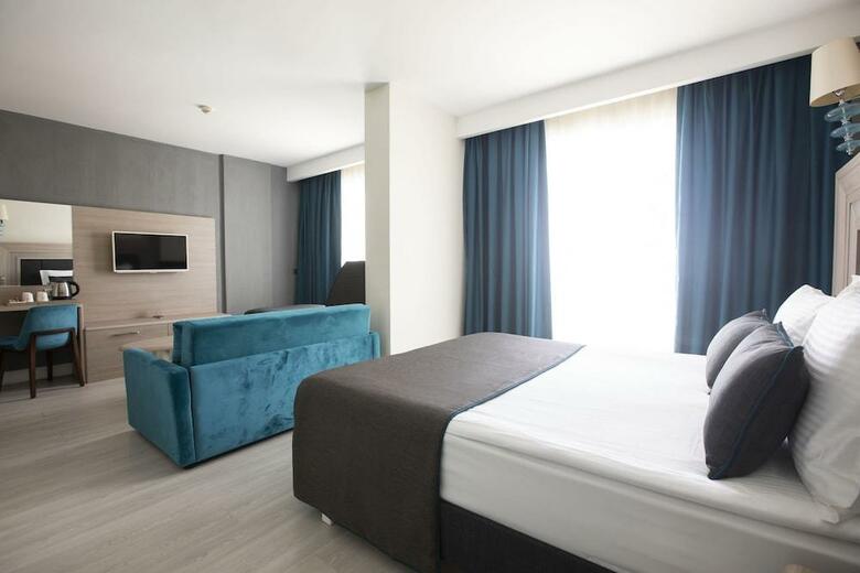 Club Hotel Falcon