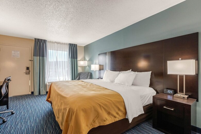 Hotel Comfort Inn