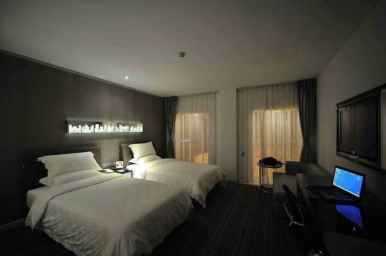 Kingtown Riverside Hotel Plaza Shanghai