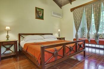 Hotel Midas Resort