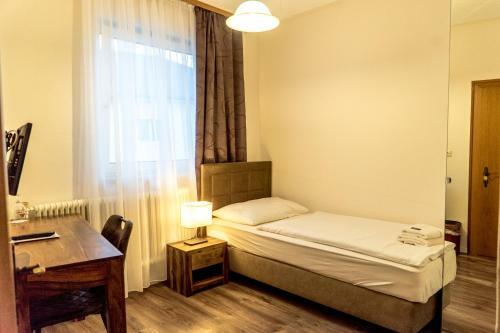Hostal Pension Zum Meridianstein