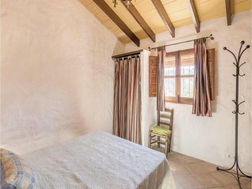 Five-bedroom Holiday Home In Almachar
