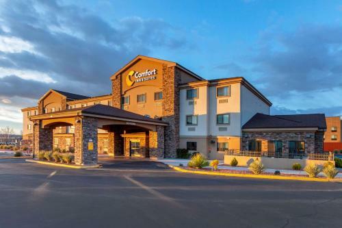 Hotel Comfort Inn & Suites Page