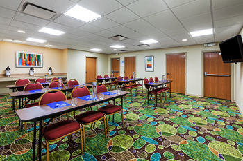 Holiday Inn Express Hotel & Suites Pharr