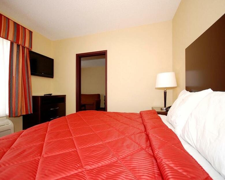 Hotel Comfort Inn & Suites