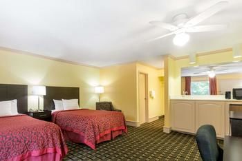 Hotel Days Inn Savannah Airport