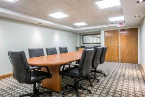 Hotel Comfort Suites South Burlington