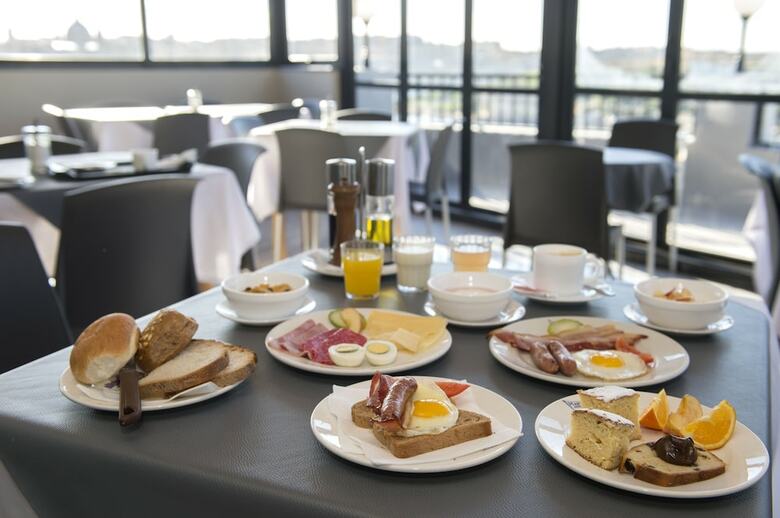 Sliema Marina Hotel