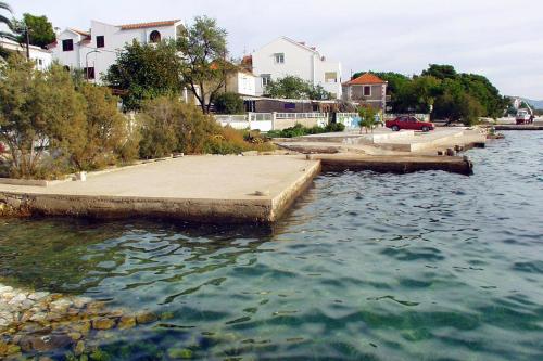 Apartment Brodarica 13615a
