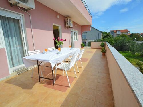 Apartment � Ime