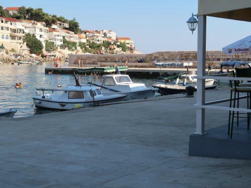 Charming Holiday Home In Cara With Pool