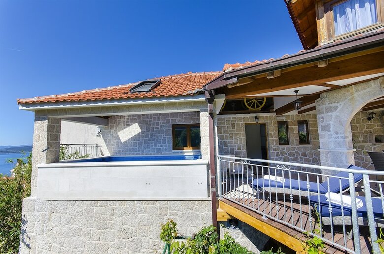 Villa Strnj
